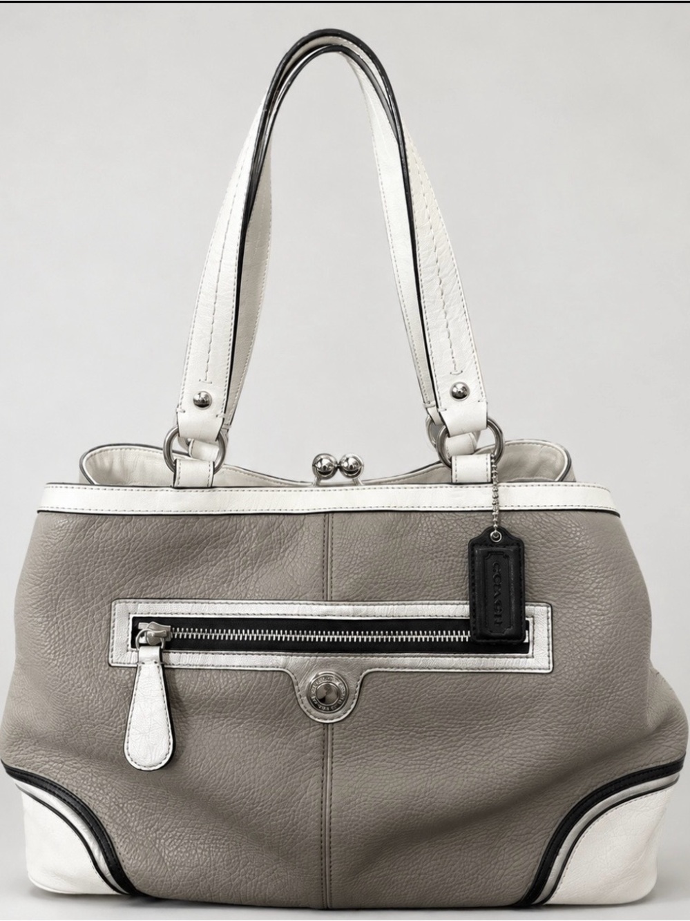 COACH LAURA SPECTATOR
KISS LOCK BAG. Grey, Cream, Pebble LEATHER HANDBAG silver